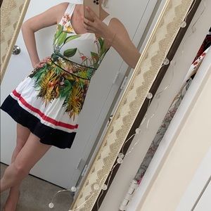 Cute summer dress with flowers 💐